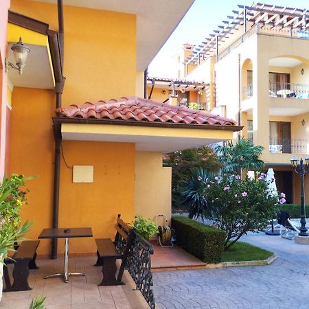 Стyдия В Комплексе Marinavill Sveti-Vlas Sveti Vlas Exterior foto