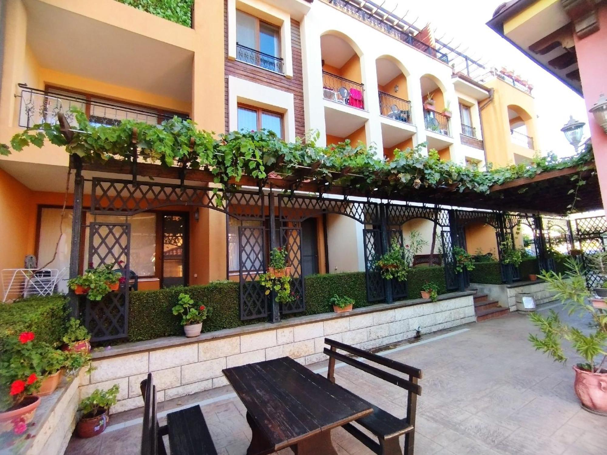 Стyдия В Комплексе Marinavill Sveti-Vlas Sveti Vlas Exterior foto